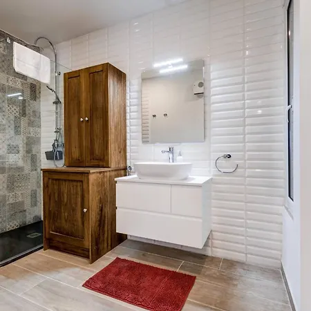 Апартаменты Designer 1 Bed Maisonette Swieqi By Homely Is-Swieqi