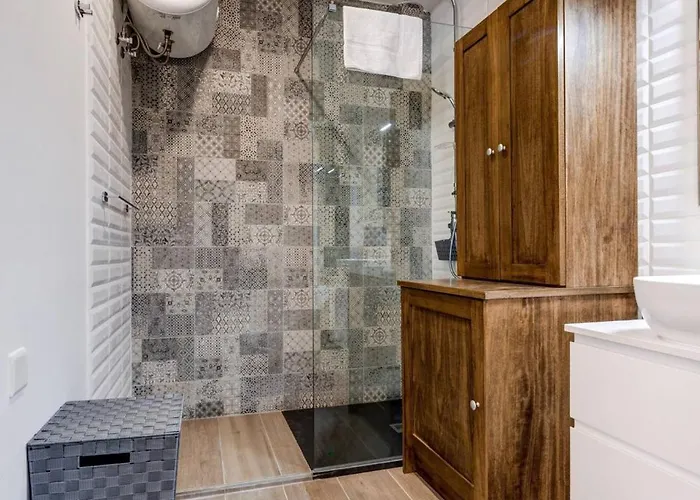 Designer 1 Bed Maisonette Swieqi By Homely Apartamento